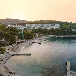 https://pine-bay-holiday-resort.kusadasihotels.org