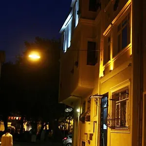 Apartament Uyar Apt, Istanbul
