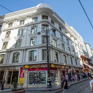 Palde & **** Istanbul